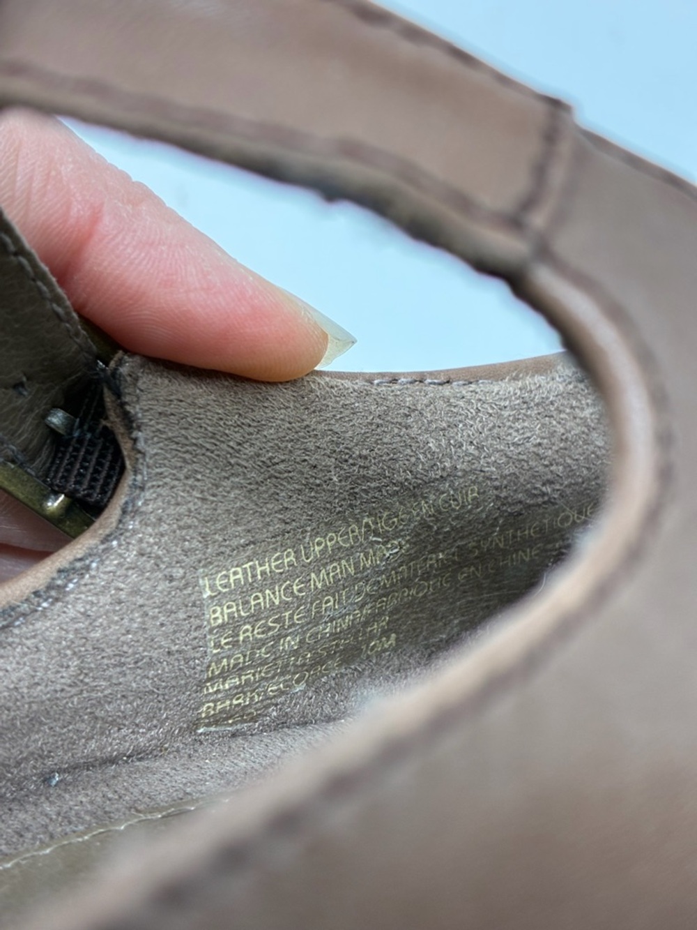 Earth Brown T-Strap Low Heel Women's Shoes genuine leather - Picture 8 of 8